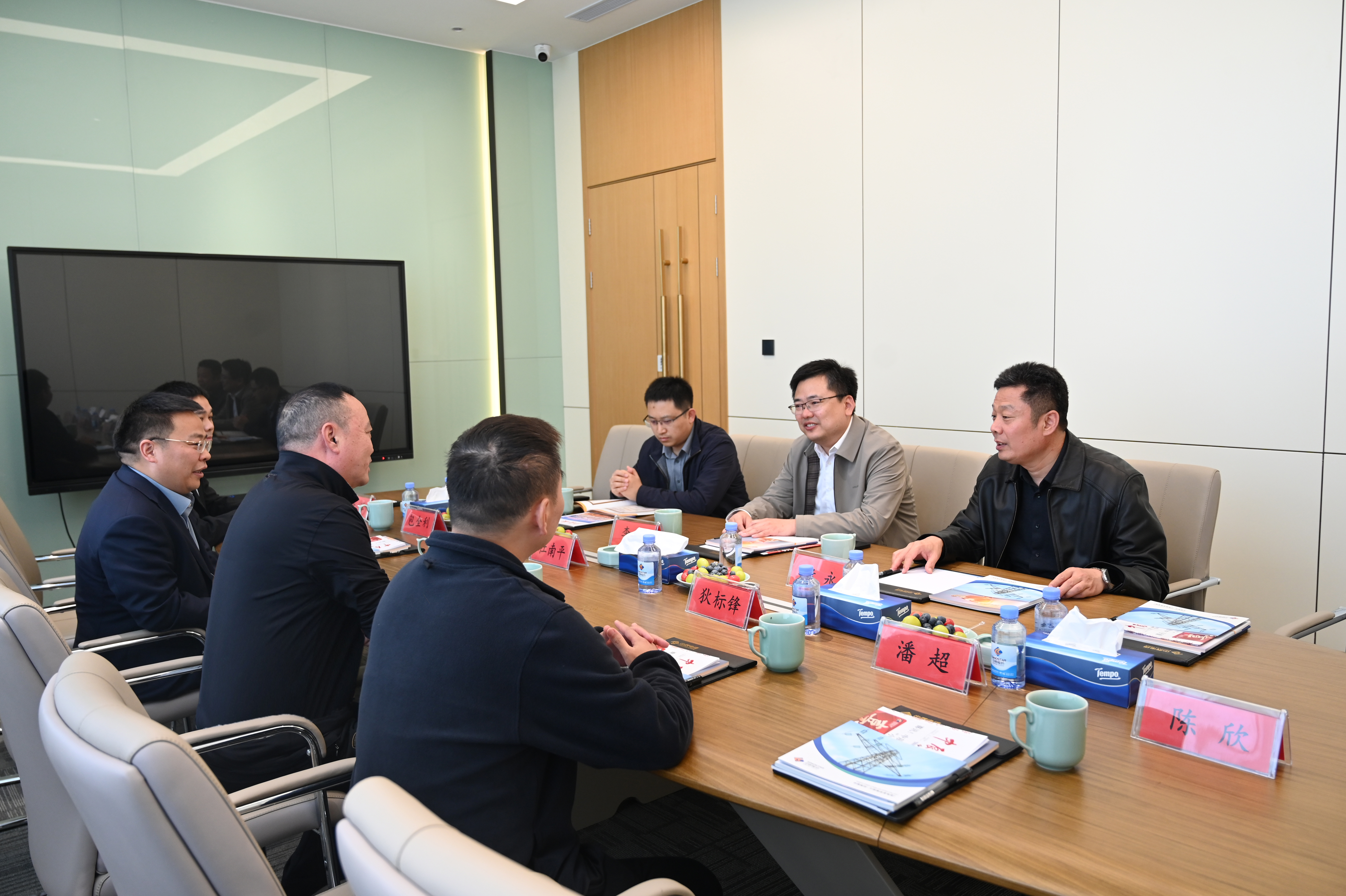 山东能源集团李彬一行至威廉体育电缆调查调研